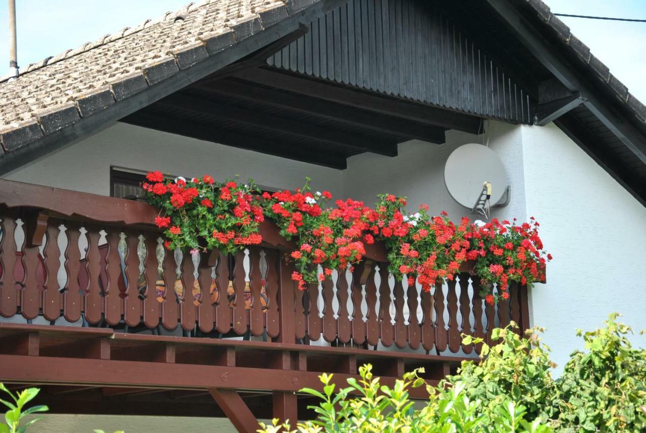 Rosengarten * Osburg